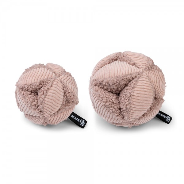 Bobby der Schnüffelball von District70